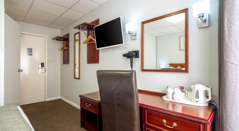 Image of 1 Double Bed, Nonsmoking 8