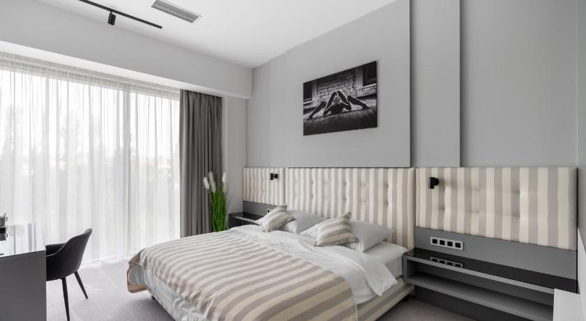 Port Karolina Luxury Residence — Hotel in Prague