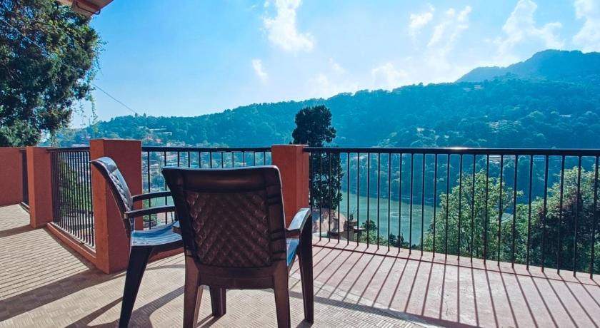 Sukoon Lake View BnB photo
