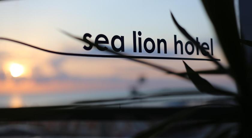 Sea Lion Hotel