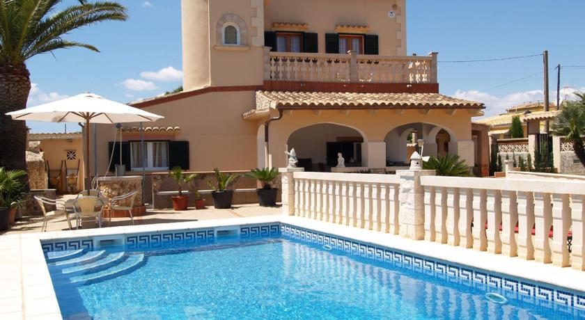 Villa Lopez — Hotel in Majorca