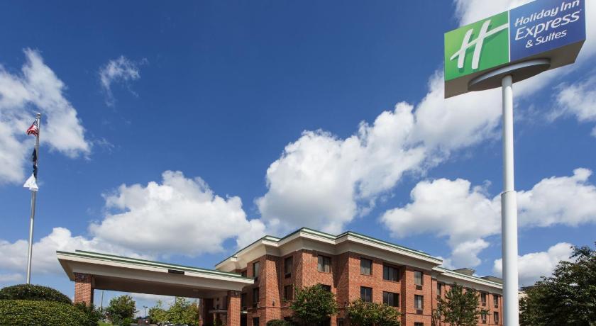 Holiday Inn Express Hotel & Suites Columbia-I-20 at Clemson Road photo