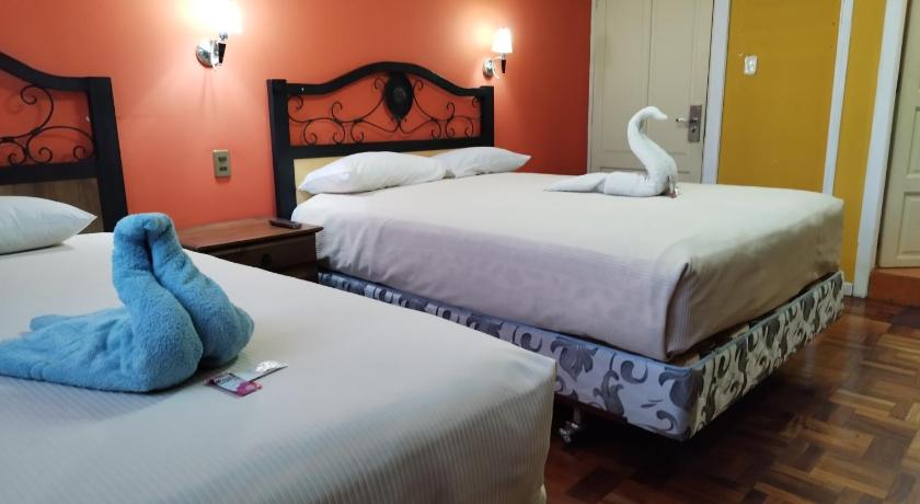 Image of Deluxe Family Room 0