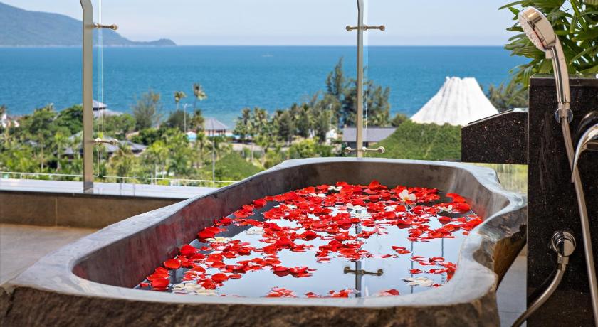 Image of Executive Suite Panoramic Ocean View - Onsen & Water Park Inclusive 14