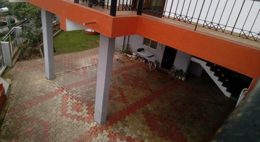 TempleVue CoupleStay in Coorg-Hill View-Netflix-Walkable to Convenience Store and Restaurants. photo