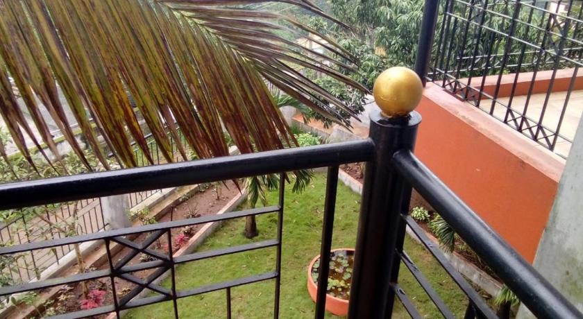 TempleVue CoupleStay in Coorg-Hill View-Netflix-Walkable to Convenience Store and Restaurants. photo