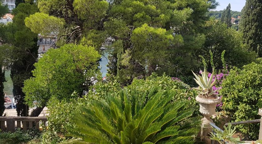 Villa Tiha photo