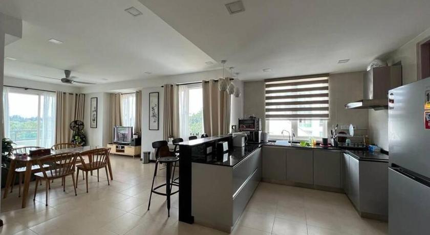 Santubong Suites Sejinjang - image 2