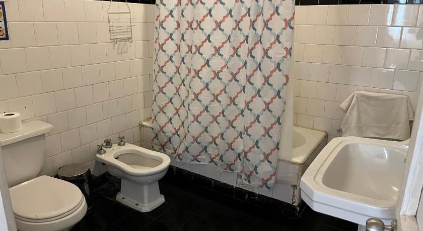 Kom Hostal photo