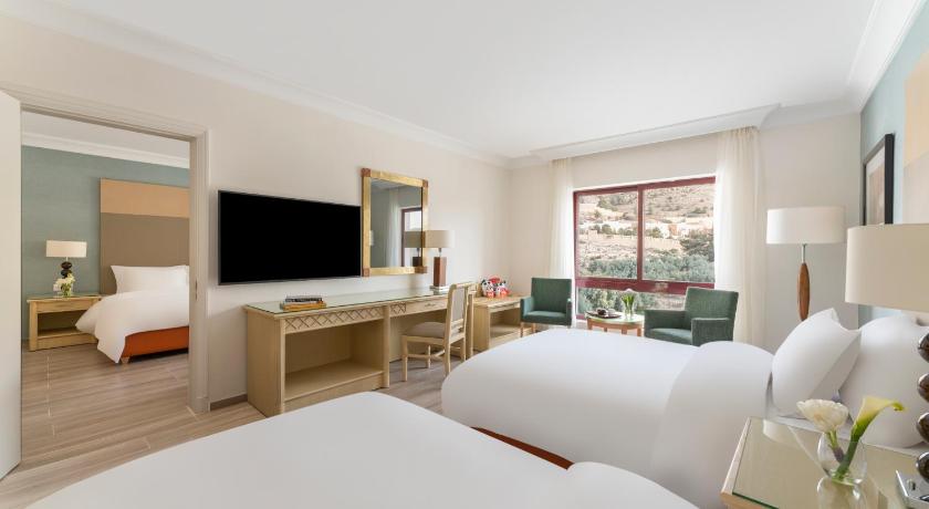 Imagem de Quarto Família Conjugado (Family Connecting Room) 0