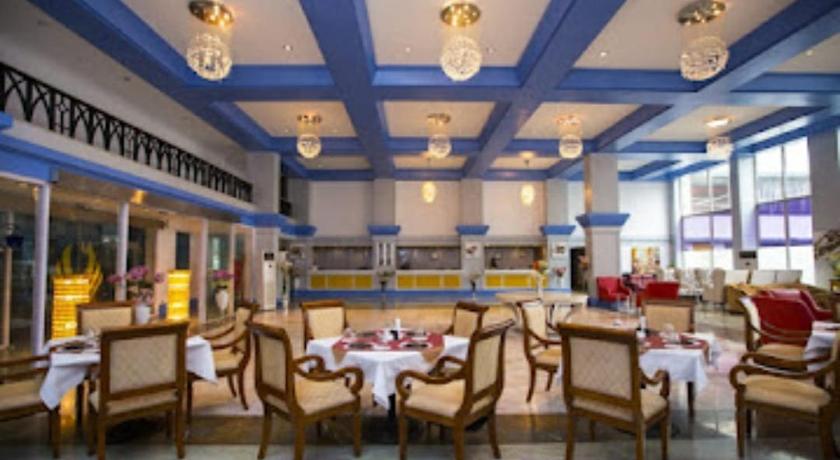 Royal Palms Hotel photo