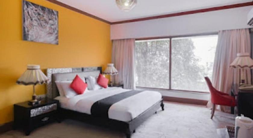 Royal Palms Hotel photo