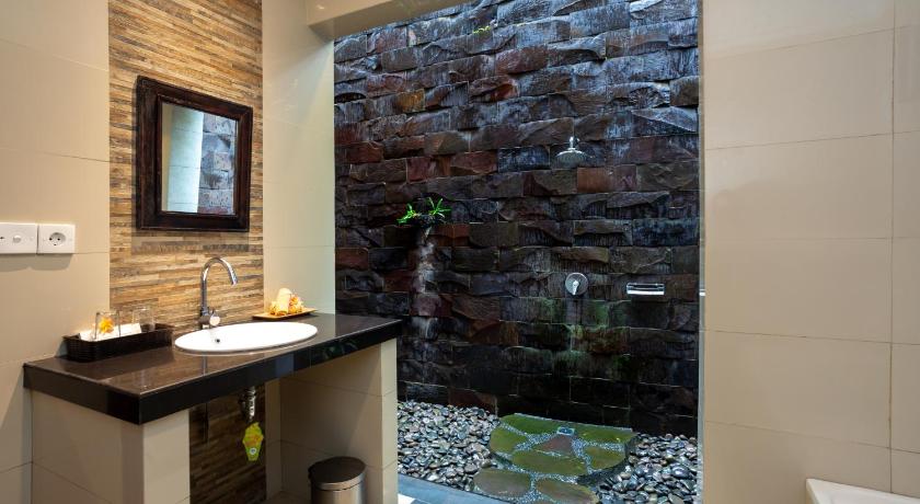 Image of Deluxe Suite 2