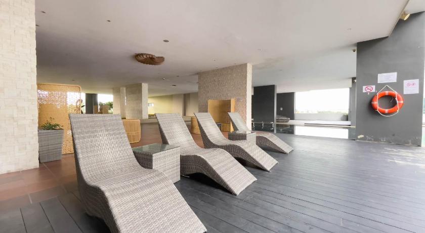 Johor Bahru VSummer Stylish Loft Suites @ UHA 4-Star Guesthouse pool