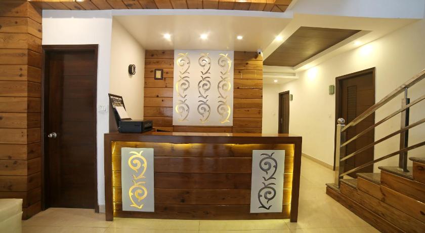 Hotel 30 Degree North, Mussoorie photo
