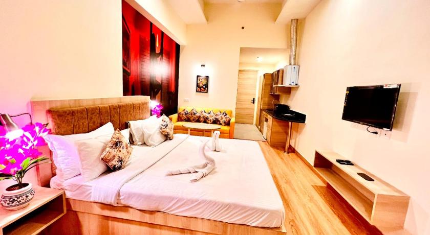 Senorita Gaur City — Hotel in New Delhi and NCR