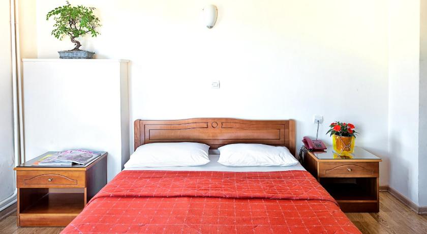 Keletron Hotel photo
