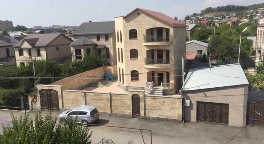 New spacious villa with a garden &amp; Ararat view — Hotel in Arinj