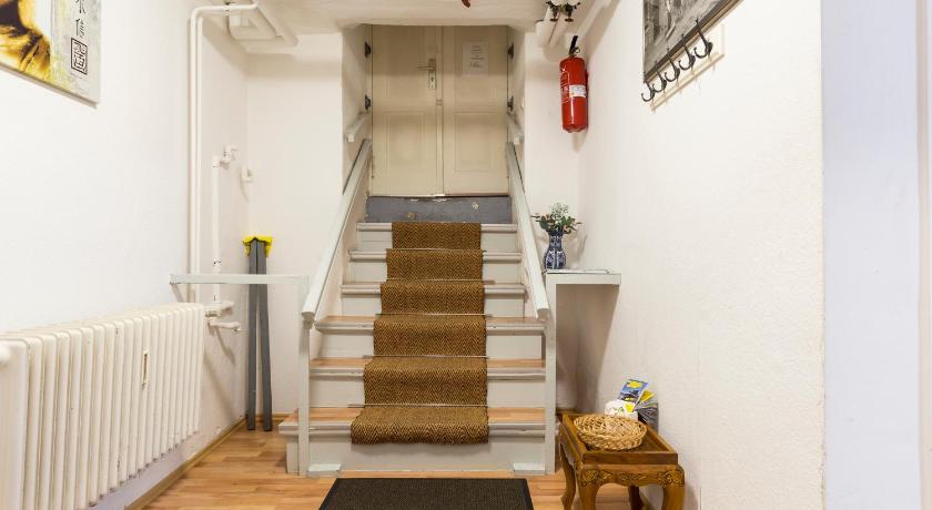 베를린 Bergmann Kiez. The place to be! 3성급 싱글룸 레스토랑