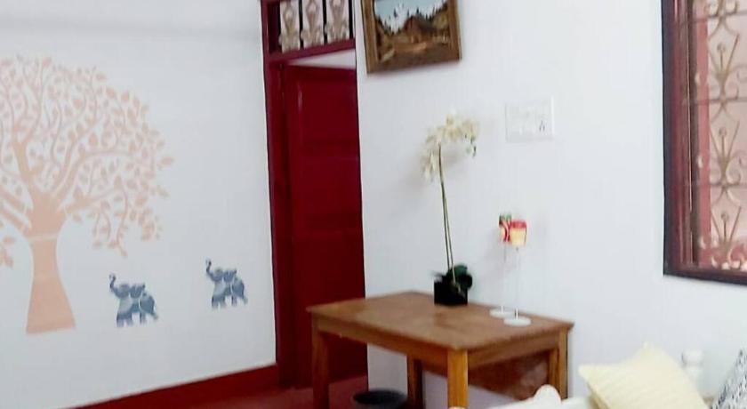Sylvie Cottage (SF)- Near White Town & Beach photo