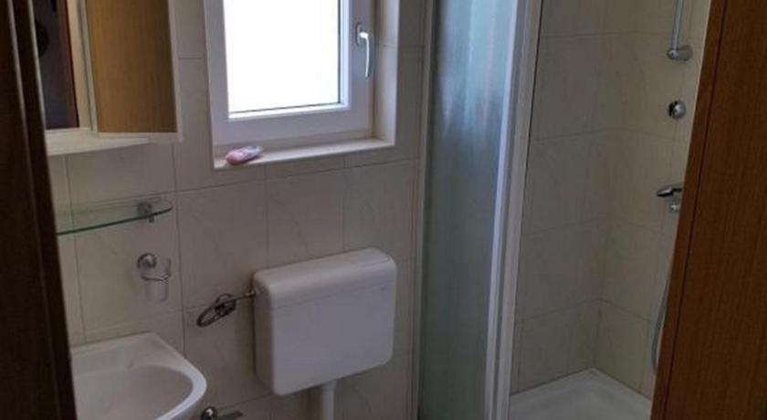 Apartmani Jereb photo