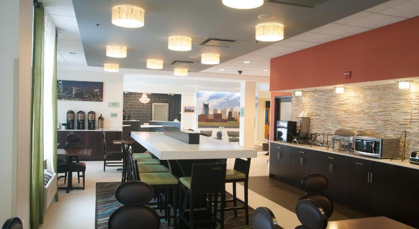 Country Inn & Suites by Radisson, Nashville Airport, TN photo