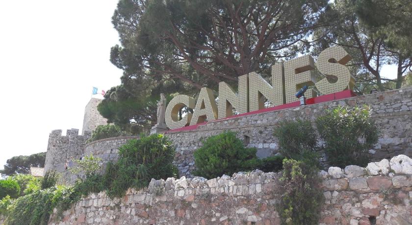 Cannes center - very practical - all comfort - image 24