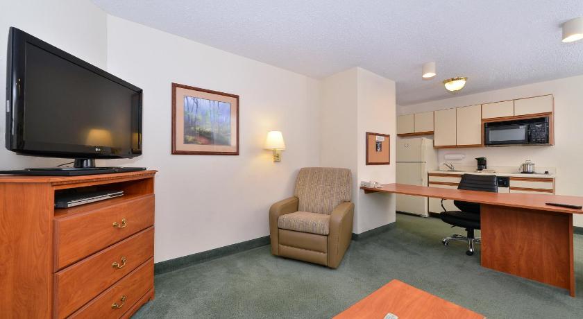 Suburban Extended Stay Hotel Columbia - Hwy 63 & I-70