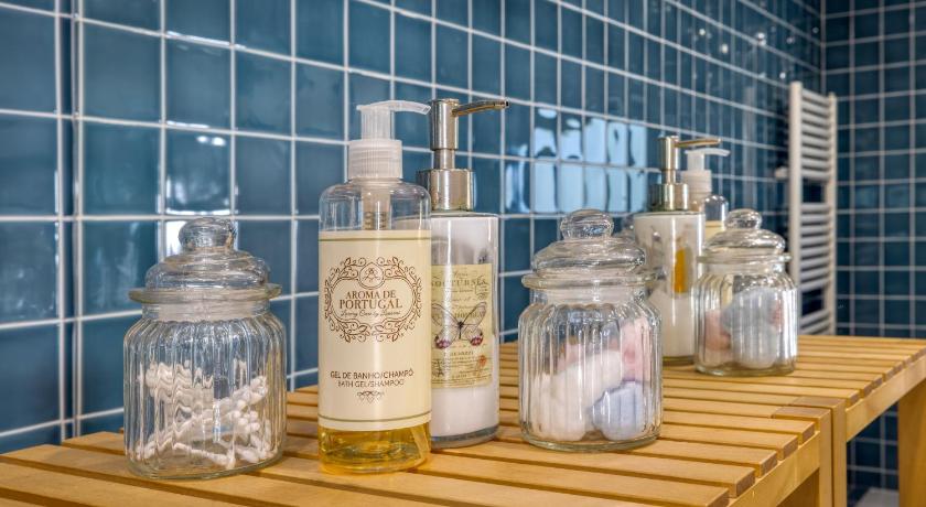 ミラ Casa Da Lagoa e Forja - Turismo Rural 5つ星 ゲストハウス レストラン