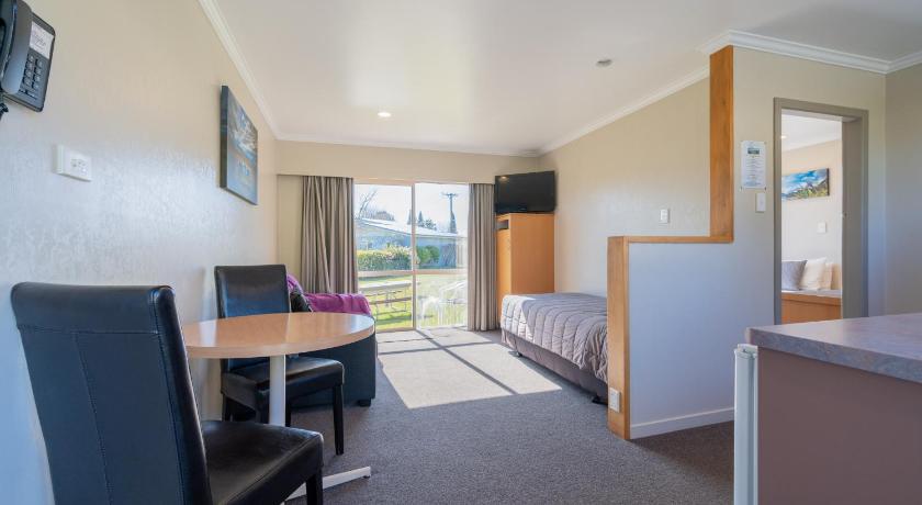 Te Anau Motel & Apartments photo