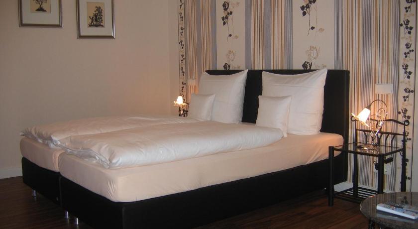 Gastehaus Oswald — Hotel in Forst an der Weinstrasse