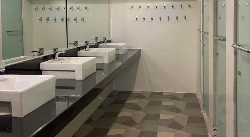 BMAX SPACEPODS photo