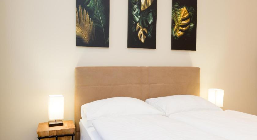 Image of One-Bedroom Apartment 9