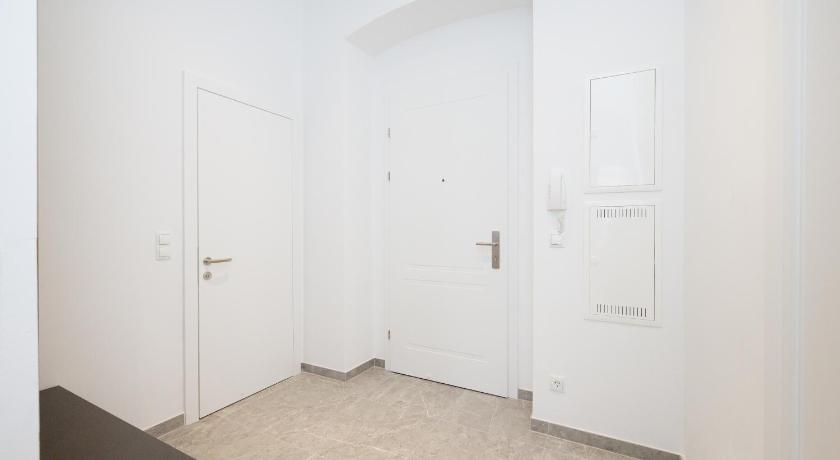 Image of One-Bedroom Apartment 17