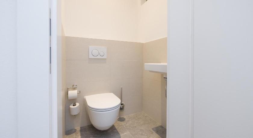 Image of One-Bedroom Apartment 16