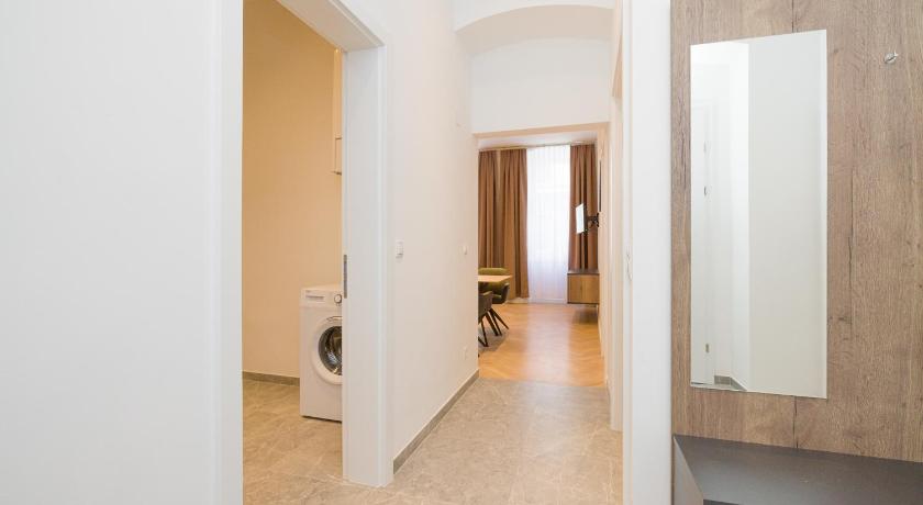 Image of One-Bedroom Apartment 12
