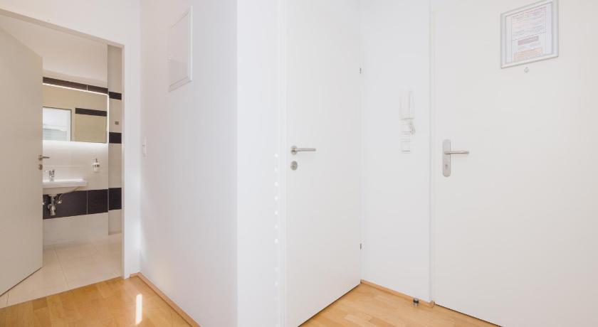 Image of Apartment with Terrace 15