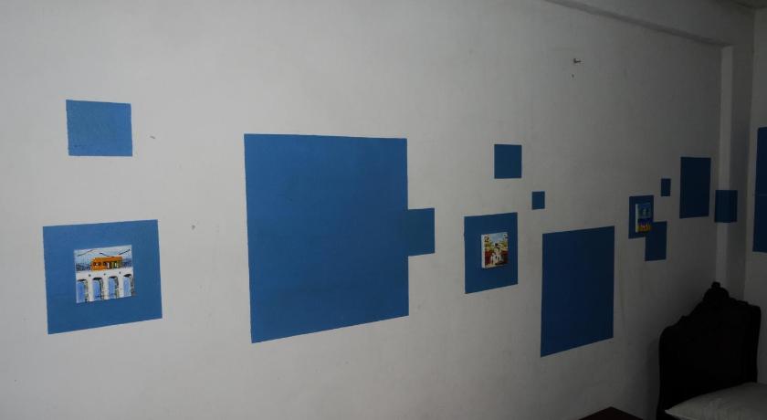 Image of Standard Twin Room with Sea View 7