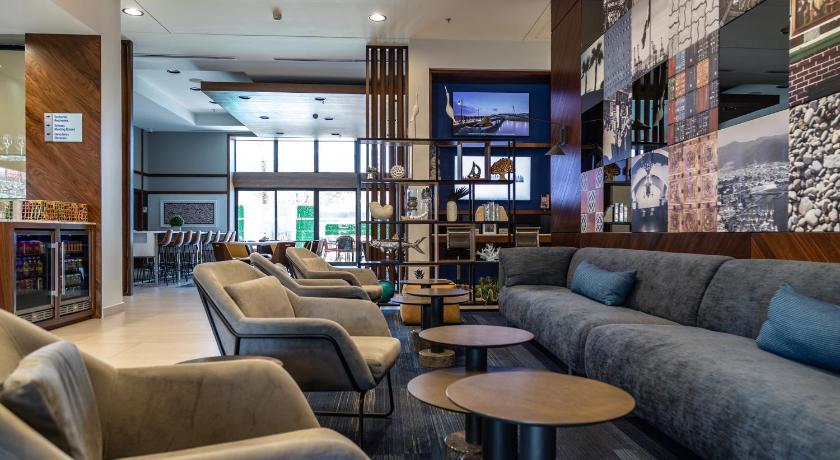 Holiday Inn Express And Suites Ensenada Centro photo