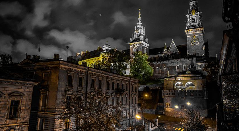 Near the Royal Castle photo