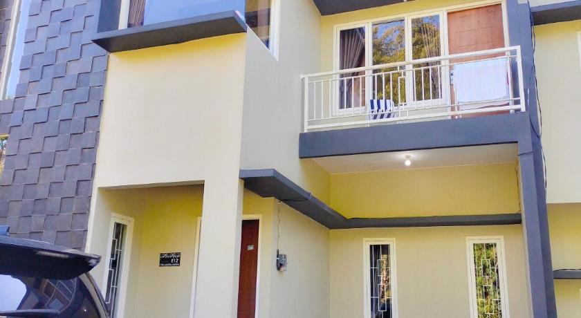 Villa Banyu 2 bedrooms, Batu city photo