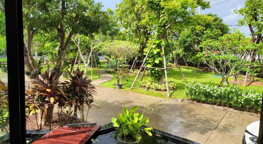 Baan Nern Khao Resort Pattaya photo