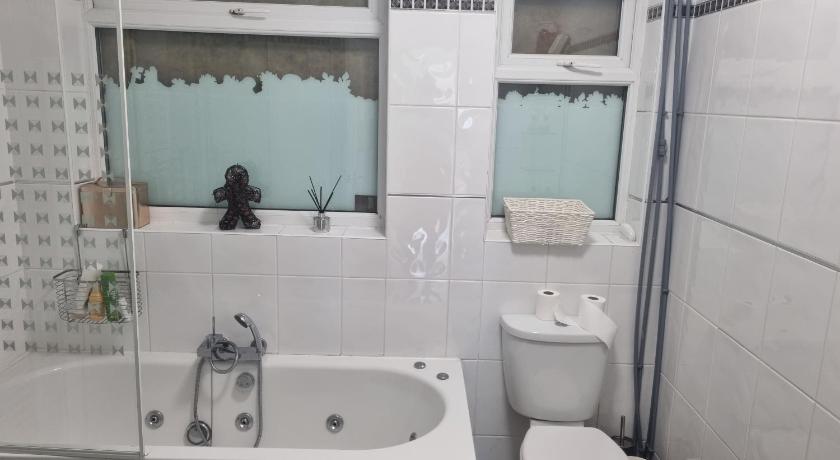 Guess bungalow wembley photo