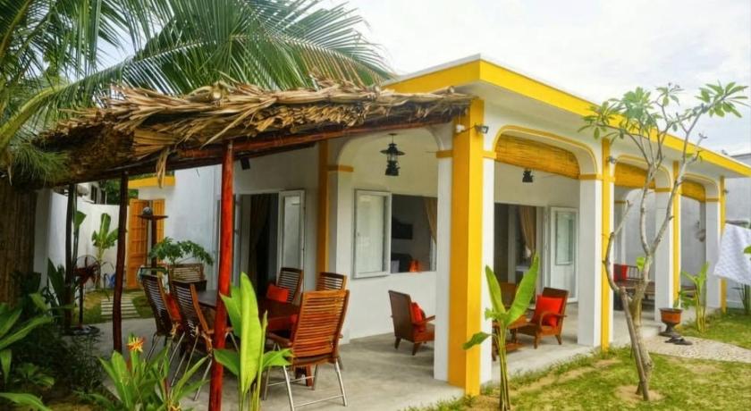 Be's Beach House An Bang - image 6
