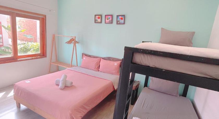 Image of Bungalow Room 4