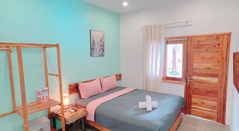 Image of Bungalow Room 5