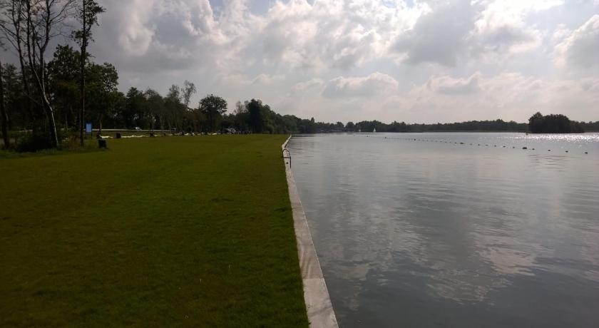 Holiday Home De Zuwe - Loosdrecht photo