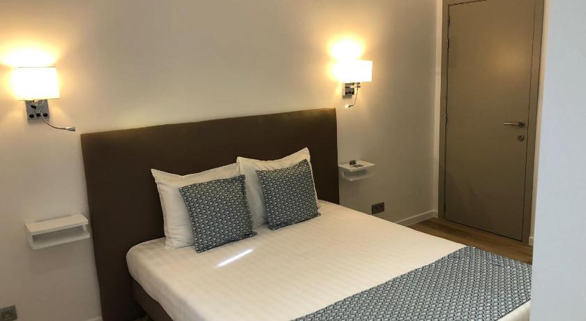Shelter-rooms — Hotel in Halle