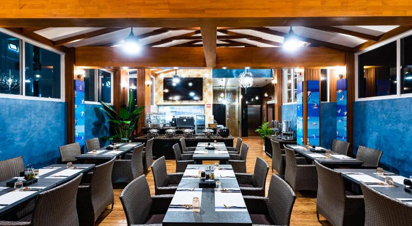 Summer Beach Maldives - Free Airport Return Transfer & 10% discount on Food & Beverages - image 12