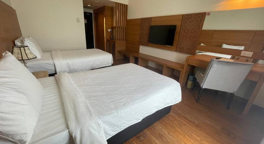 Image of Superior Twin Room 7